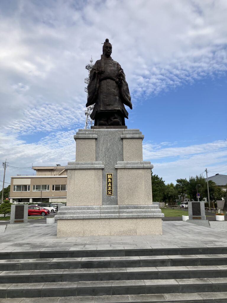 鍋島直正公の像